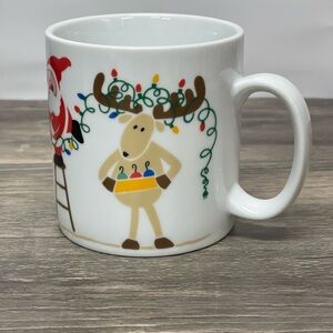 Vintage Avon 1985 Christmas Mug Santa‎ Reindeer Tree Gifts Holiday Japan